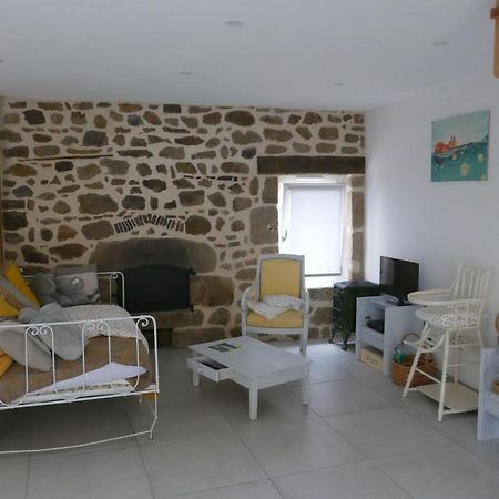 Вилла La Bergerie Des Moureres Trezioux Экстерьер фото